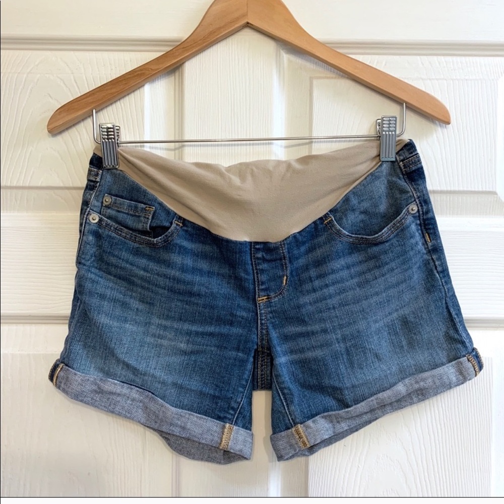 A Pea In The Pod Maternity Jean Shorts